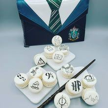 Load image into Gallery viewer, Traditional French Macarons