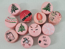 Load image into Gallery viewer, Traditional French Macarons